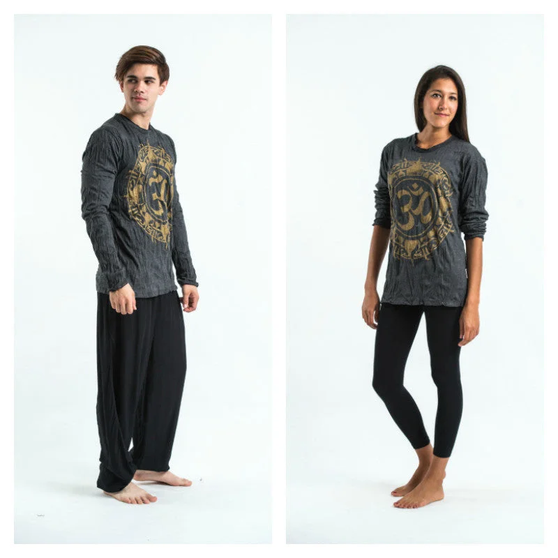 Sporty Chic Look Unisex Infinitee Om Long Sleeve T-Shirt in Gold on Black