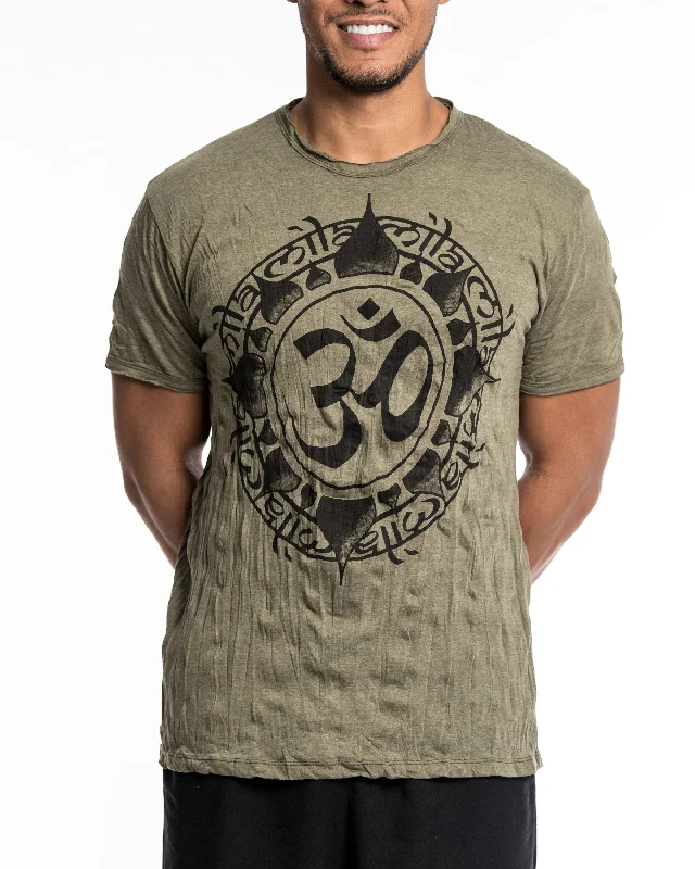 Everyday Essentials Mens Infinitee Om T-Shirt in Green