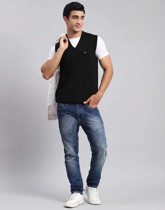 Elevated Weekend Men Black Solid V Neck Sleeveless Sweaters/Pullovers