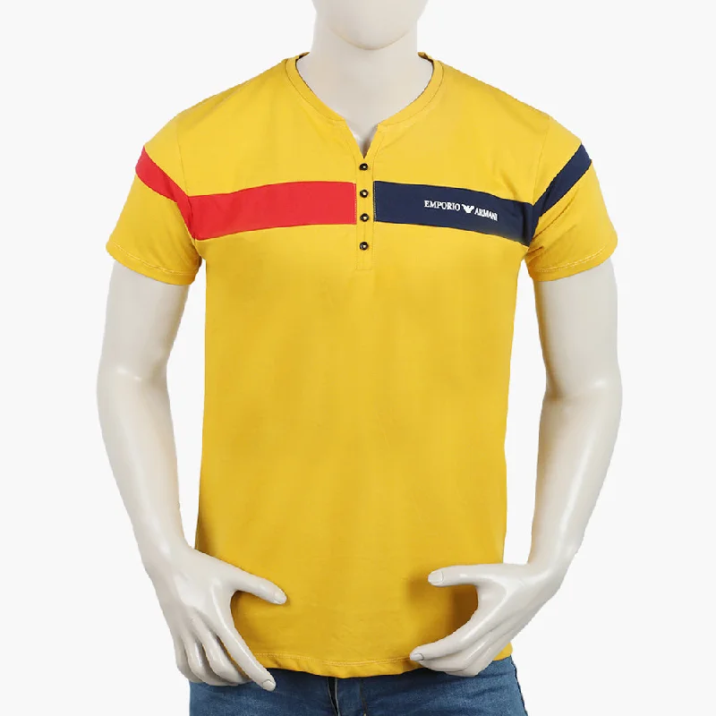 Sporty Chic Look Men's Half Sleeves Polo T-Shirt - Yellow